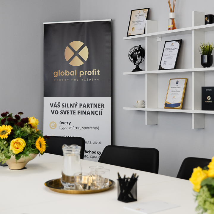 Centrála / Centrála - foto Centrála / Centrála - foto